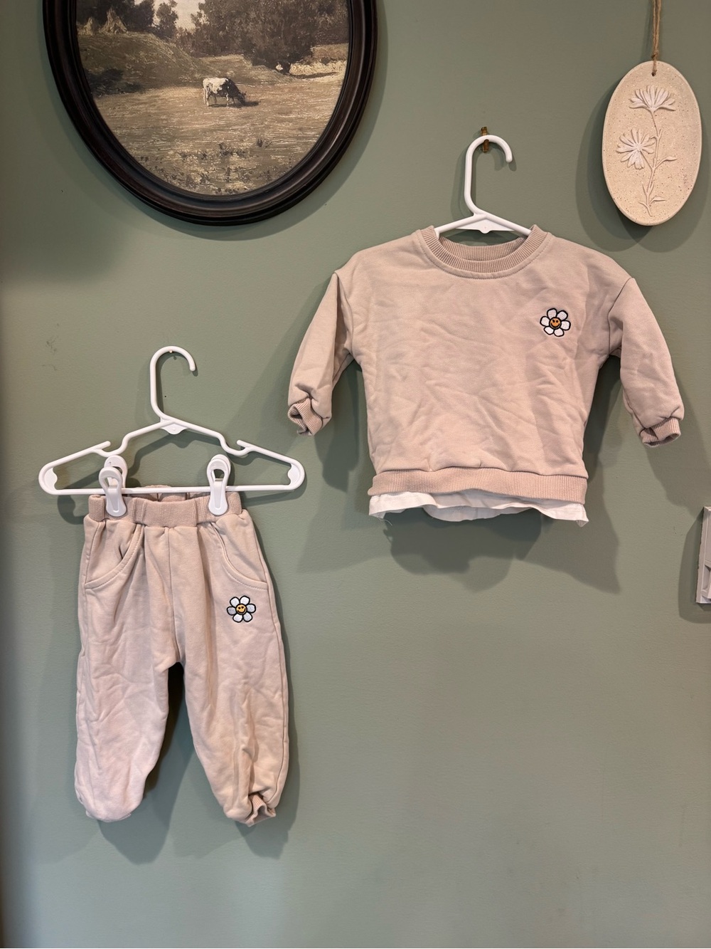 ALICE & CO toddler sweatsuit